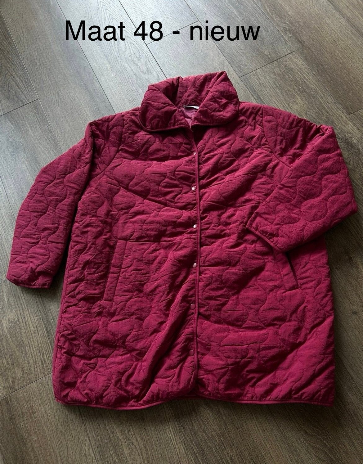Damesjas mt 48 NIEUW, Kleding | Dames, Ophalen of Verzenden, Nieuw, Rood, Jas of Mantel