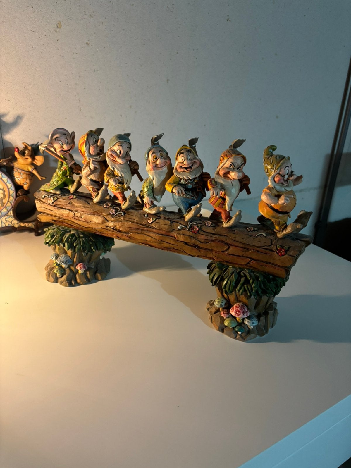 7 dwergen boomstam 32 cm, Ophalen of Verzenden, Zo goed als nieuw, Mens