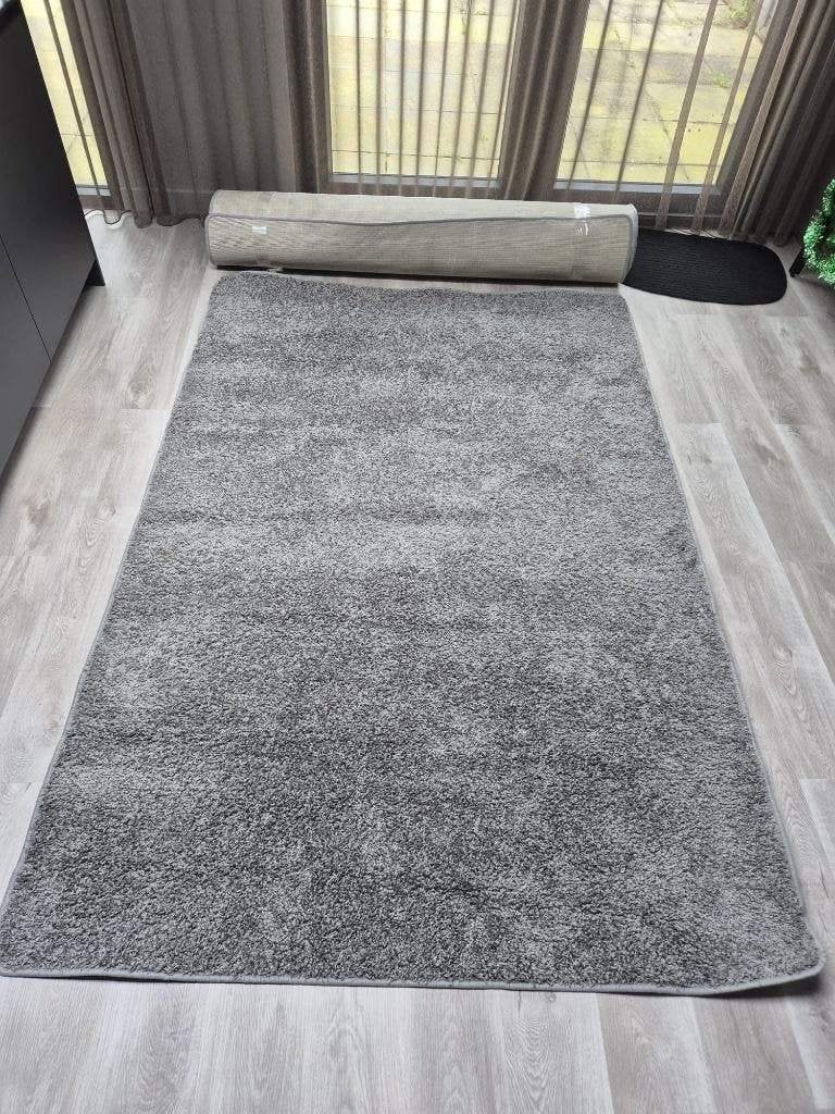 2 grijze tapijten 158 x 235 cm | rookvrij, Huis en Inrichting, Stoffering | Tapijten en Kleden, Ophalen, Gebruikt, 150 tot 200 cm