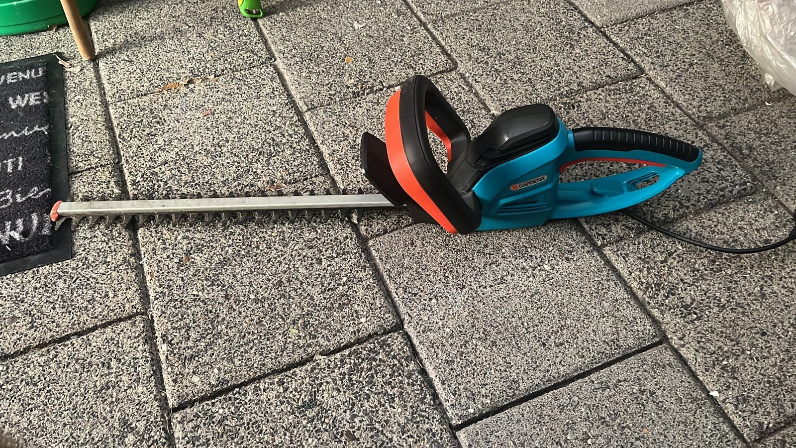 Elektrische heggenschaar en verlengde heggenschaar, Ophalen of Verzenden, Gebruikt, Elektrisch