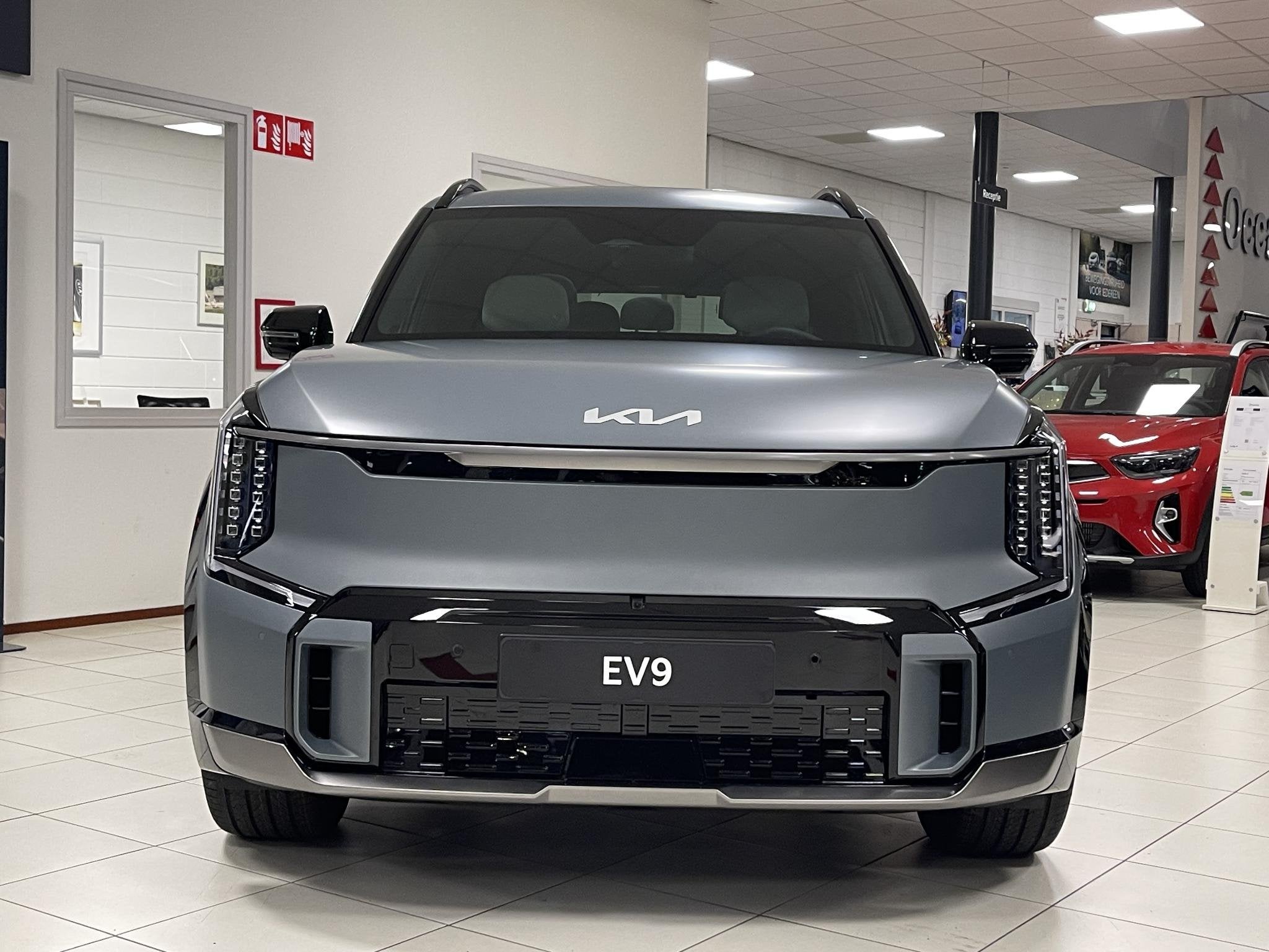 Kia EV9 GT-Line AWD 99.8 kWh Direct Leverbaar | met 4 jaar g, Auto's, Automaat, Dealer onderhouden, EV9, Origineel Nederlands