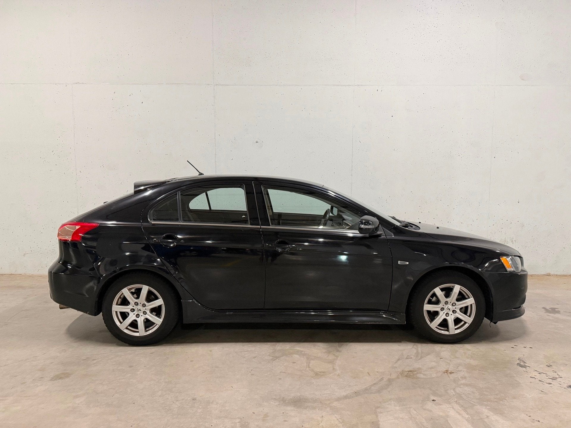Mitsubishi Lancer Sportback 1.6 Limited Edition Airco Cruise, Voorwielaandrijving, Stof, Gebruikt, 4 cilinders
