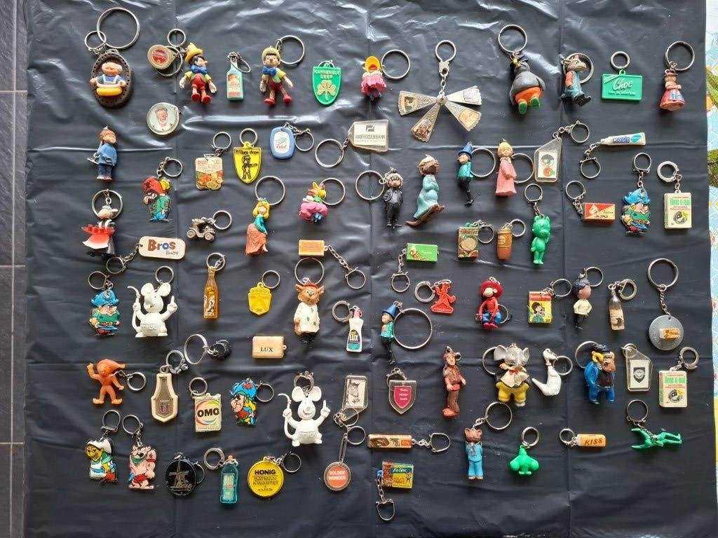Grote partij vintage sleutelhangers jaren 60/70, Ophalen of Verzenden, Gebruikt, Overige typen