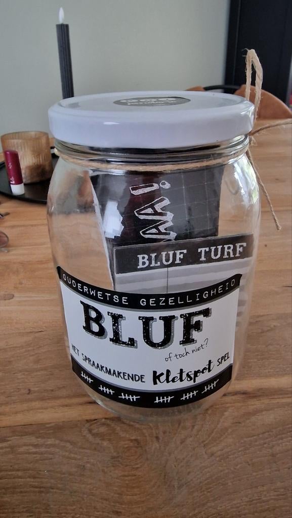 Blufpot: Het spraakmakende Kletspot spel (zo goed als nieuw), Vijf spelers of meer, Ophalen of Verzenden, Zo goed als nieuw