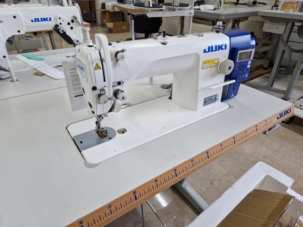 INDUSTRIELE NAAIMACHINE JUKI DDL-7000 ACTIE 4, Nieuw, Naaimachine, Industrieel, Ophalen