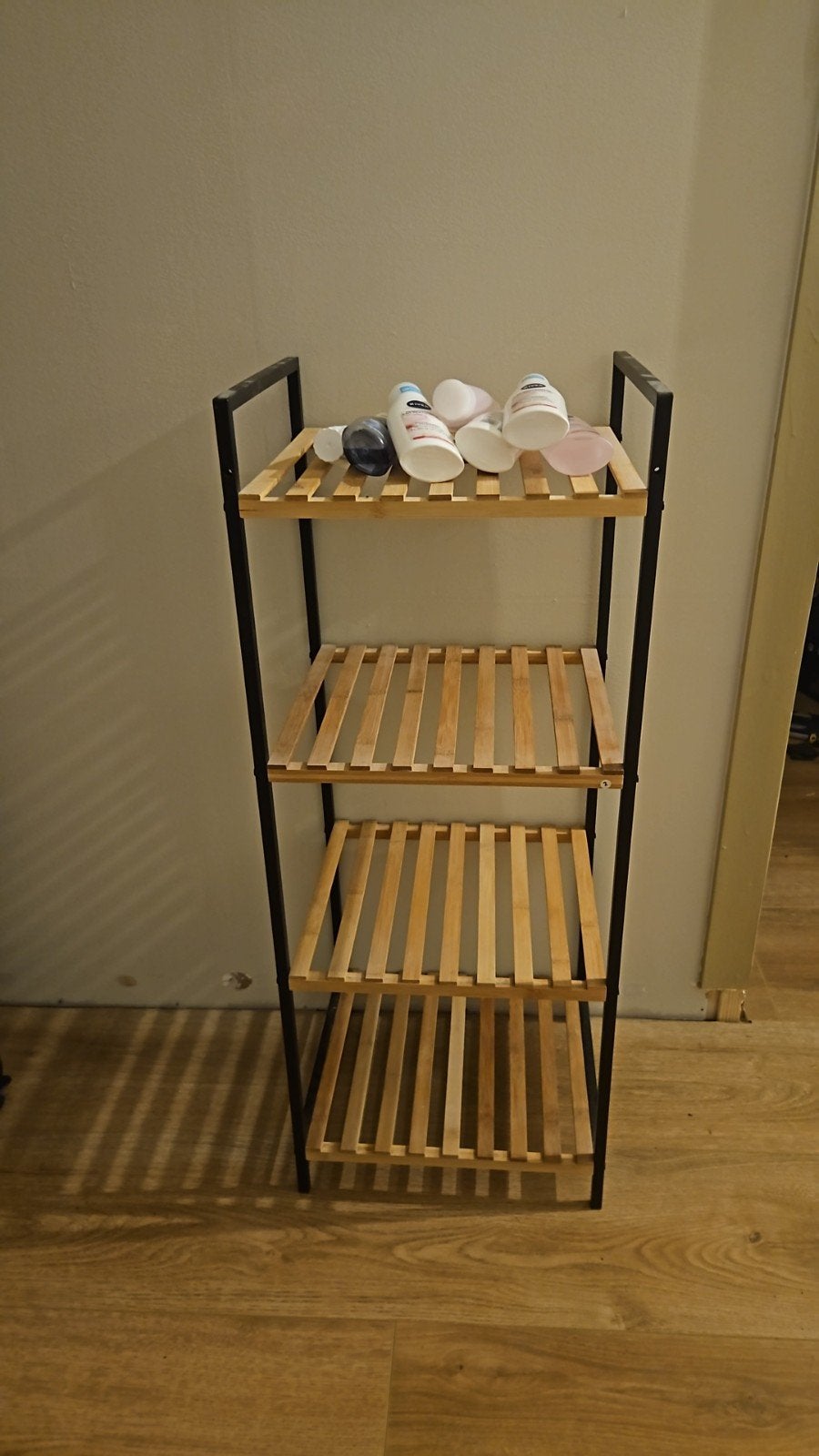 Opbergrek/ open kastje voor bv badkamer, Ophalen, Zo goed als nieuw