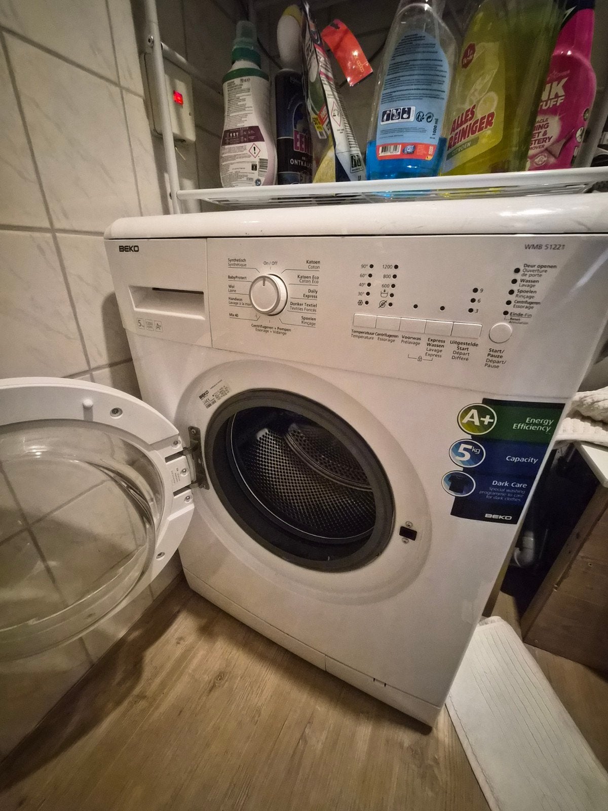 Gratis Beko Wasmachine WMB 51221 - Energiezuinig A+, Ophalen, 4 tot 6 kg, Energieklasse A of zuiniger, Voorlader