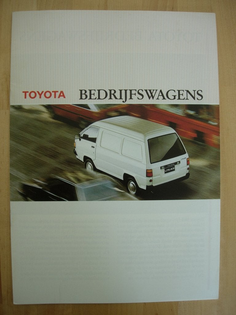 Toyota HiLux HiAce LiteAce Dyna Brochure ca 1986, Toyota, Ophalen of Verzenden, Zo goed als nieuw, Toyota
