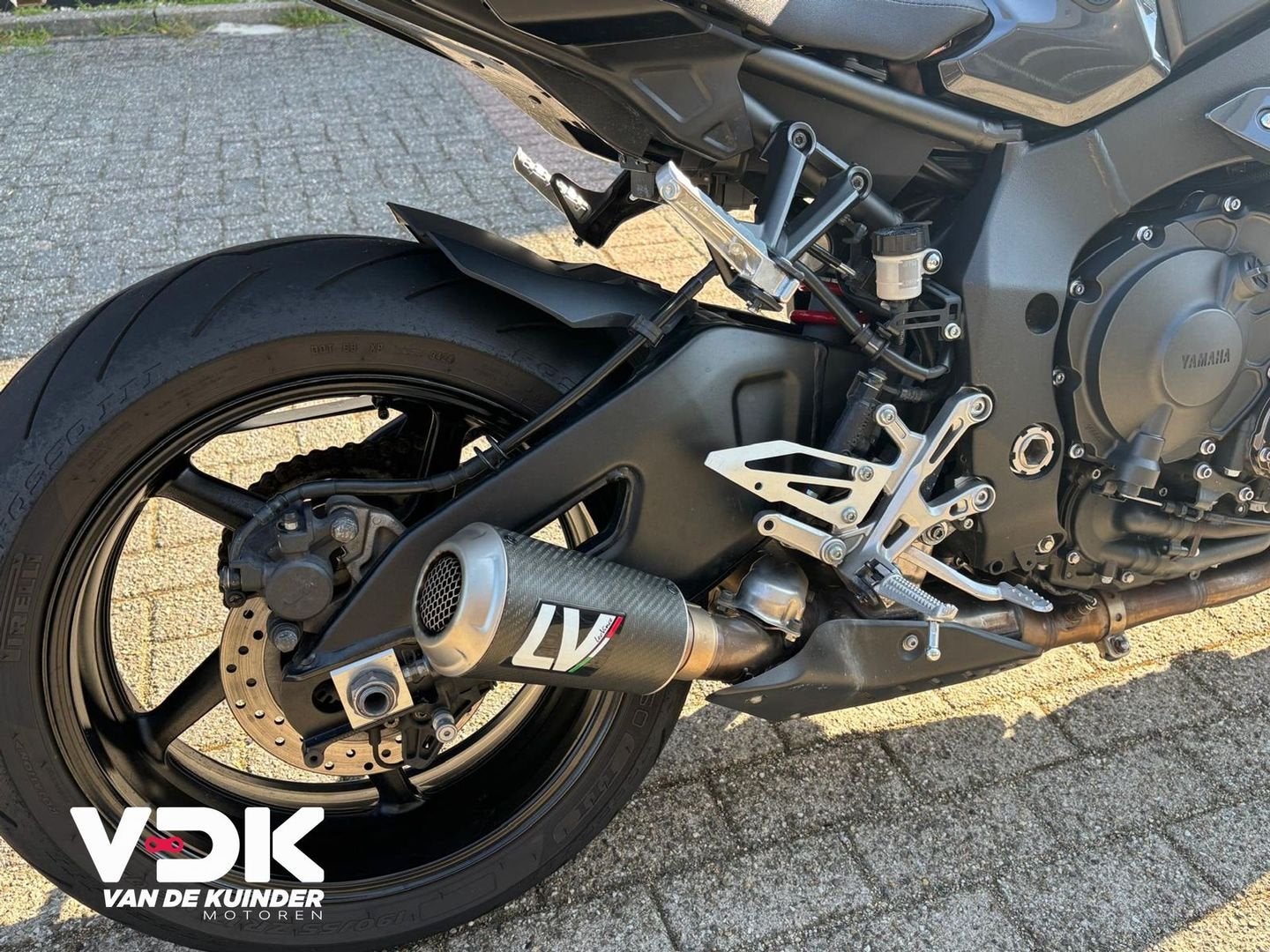 YAMAHA MT 10 ABS (bj 2016), Motoren, Motoren | Yamaha, 4 cilinders, Motorrijbewijs A, Bedrijf, Onbekend