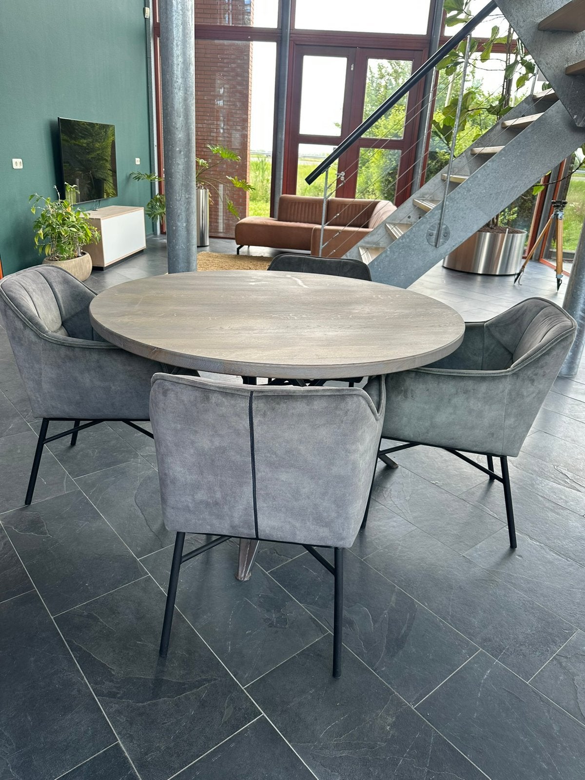 Ronde eiken houten tafel., Huis en Inrichting, Tafels | Eettafels, Ophalen, Nieuw, Vier personen, 100 tot 150 cm