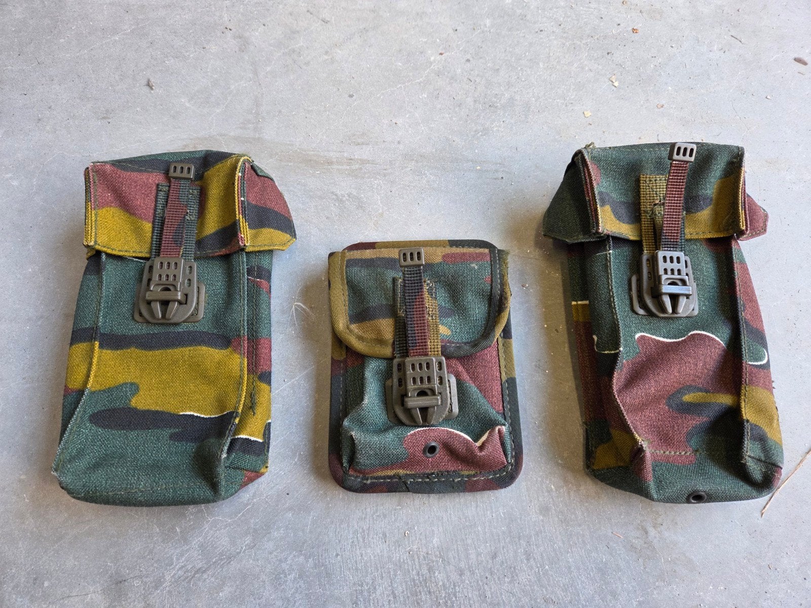 Belgische Jigsaw camouflage pouches, Ophalen of Verzenden, Landmacht, Overige gebieden, Helm of Baret