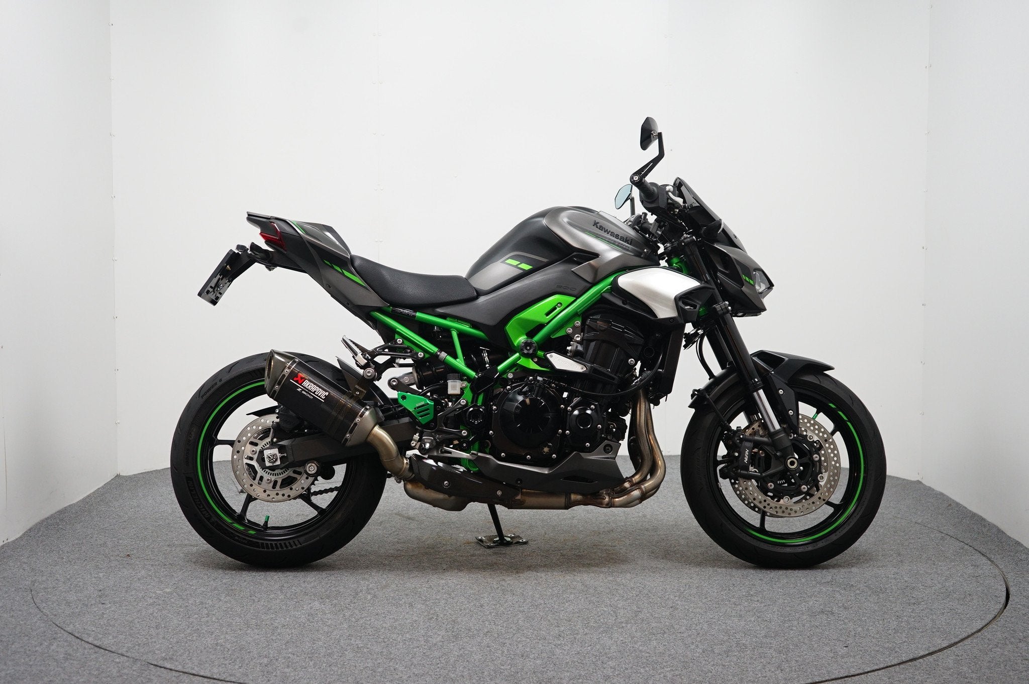 Kawasaki Z 900 ABS (bj 2025), 948 cc, Meer dan 35 kW, ABS, Naked bike
