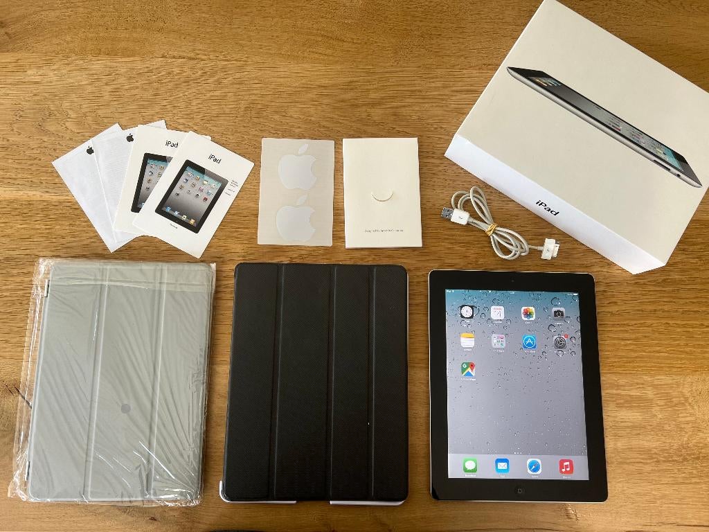 Vintage iPad 2 op iOS 7.1.1 – compleet in doos + hoesjes, Computers en Software, Apple iPads, 10 inch, Gebruikt, 32 GB, Apple iPad