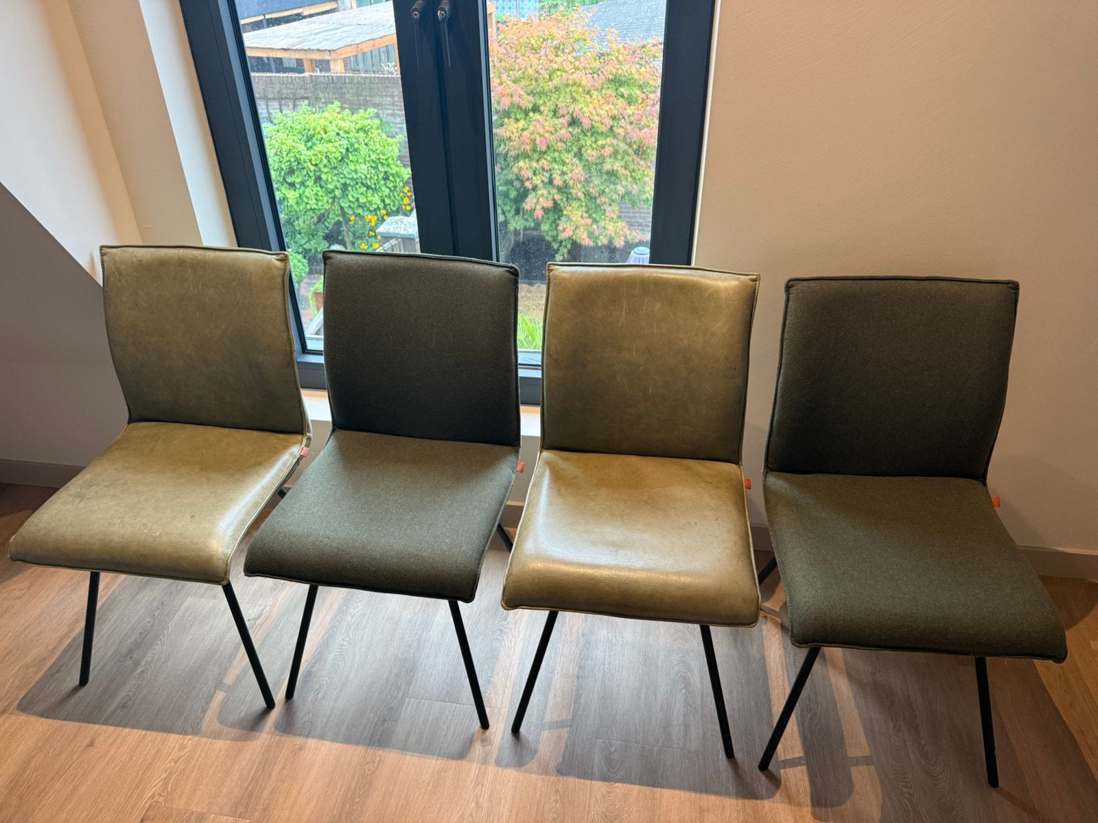 4 mooie stoelen te koop, Huis en Inrichting, Ophalen, Zo goed als nieuw