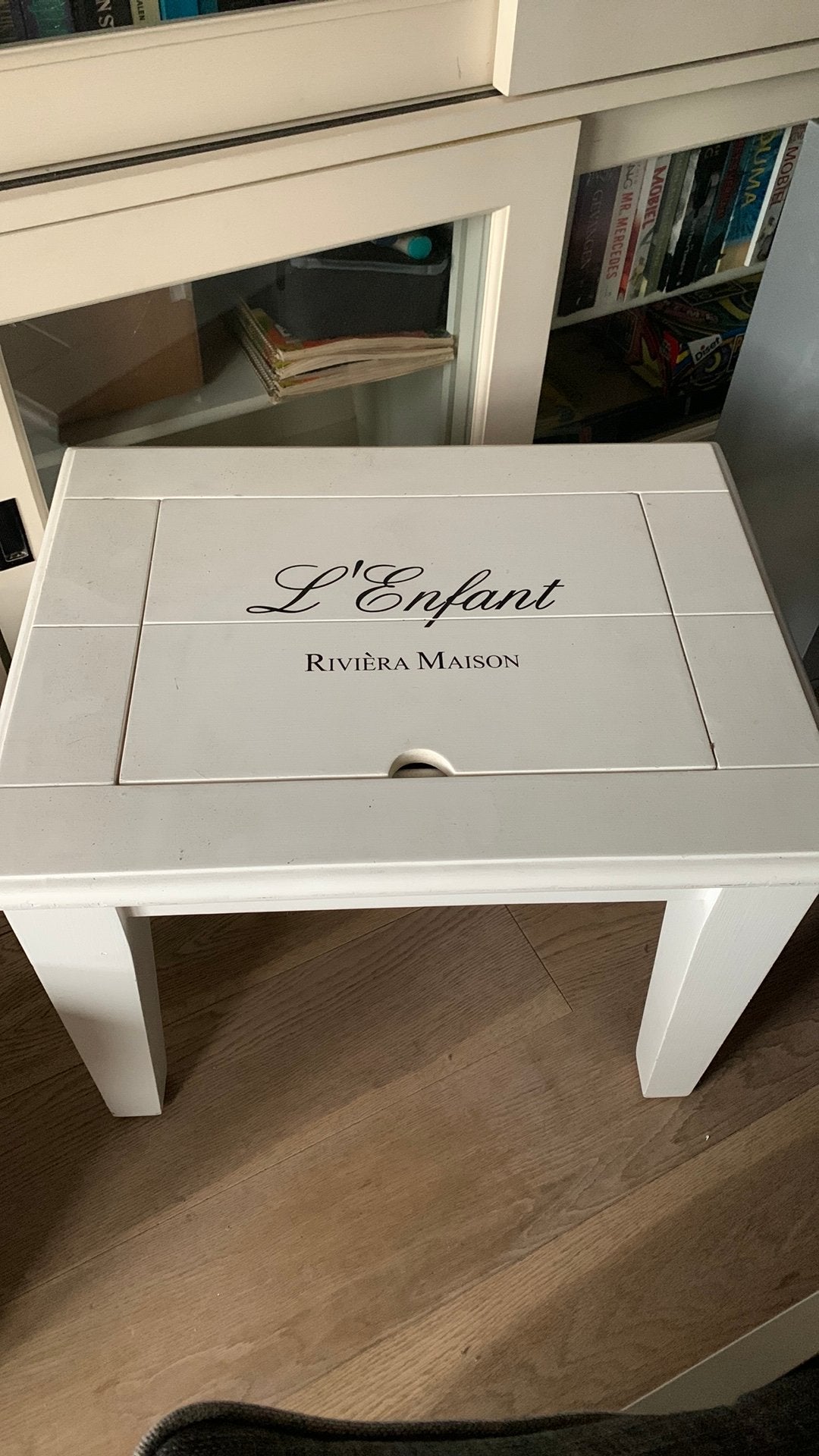 Kinder bureautje/tafeltje Riviera Maison, Huis en Inrichting, Ophalen, Zo goed als nieuw, Rechthoekig, Minder dan 55 cm