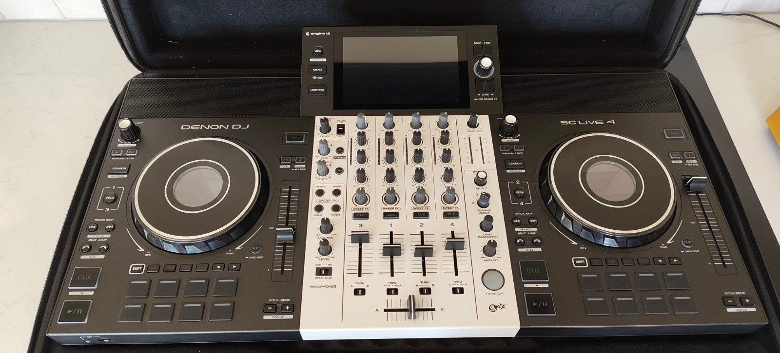 Denon SC Live 4 DJ-controller, Muziek en Instrumenten, Dj-sets en Draaitafels, Ophalen, Zo goed als nieuw, Denon