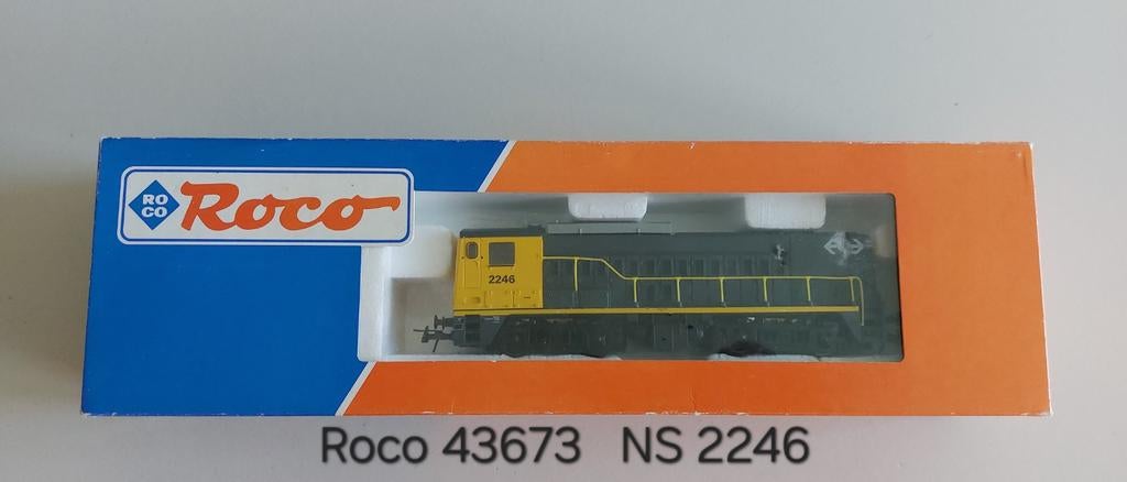 Roco 43673, H0, NS dieselloc serie 2200, geel/grijs, Analoog, Nieuw, Ophalen of Verzenden, Roco