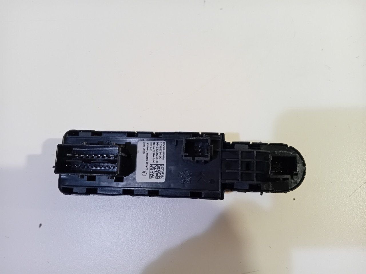 Bedieningspaneel elektrische ramen Peugeot 3008, Onderdelen@venauto.nl, Van der Ven Autorecycling B.V., Gebruikt, Ettenseweg 76, 4706 PB Roosendaal, The Netherlands