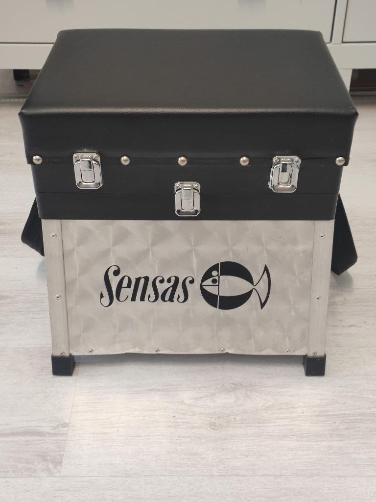 Sensas Match 51 vis / zitkist. Jeugd-formaat. 32 x23 x34,5cm, Watersport en Boten, Ophalen, Zo goed als nieuw, Overige typen