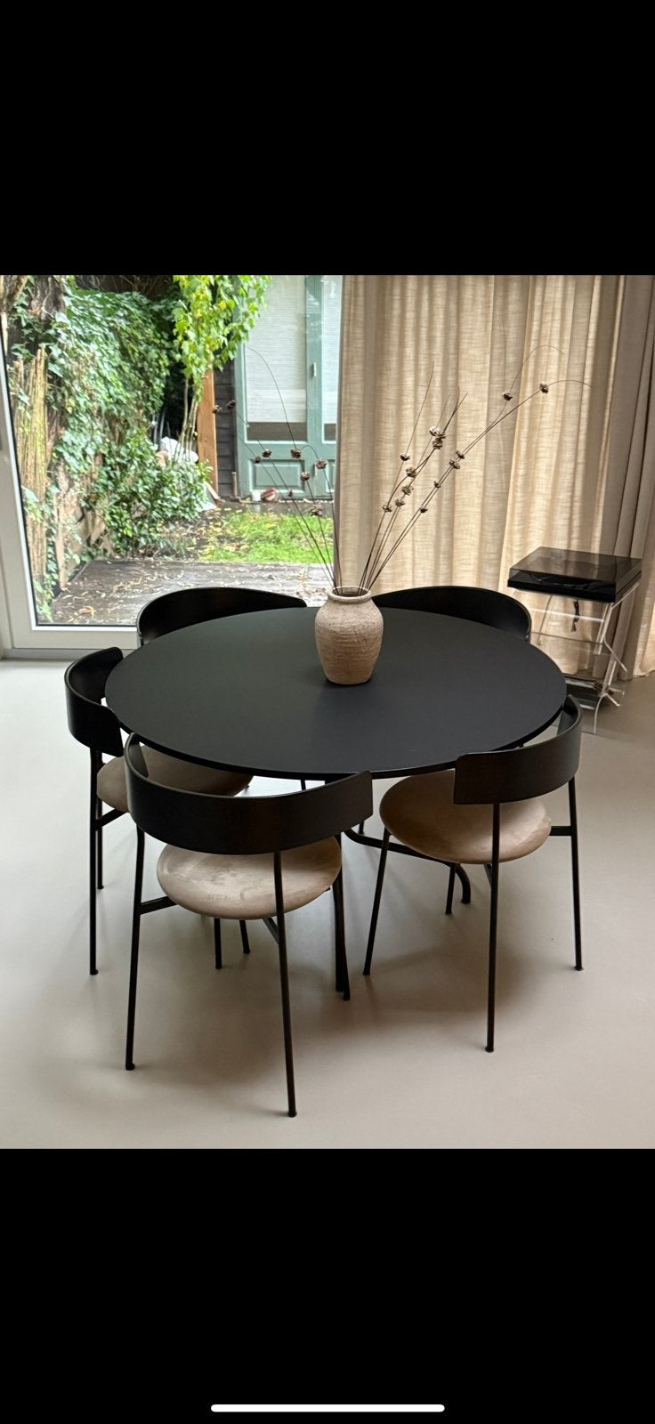 FÉST eettafel + stoelen, Ophalen, 50 tot 100 cm, 100 tot 150 cm, Rond