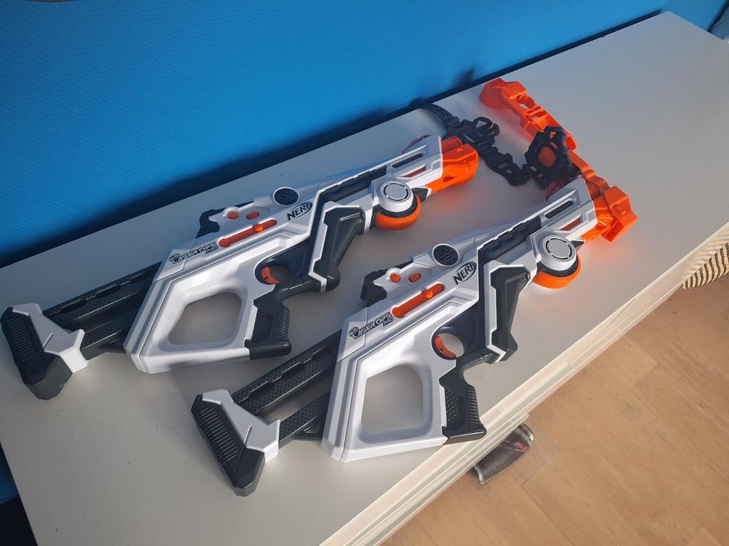 Nerf Laser Ops Pro AlphaPoint Blasters (2 stuks), Kinderen en Baby's, Speelgoed | Buiten | Actiespeelgoed, Zo goed als nieuw, Ophalen of Verzenden