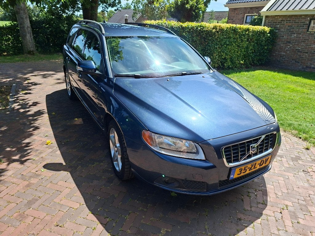 Volvo V70 2.5 T AUT 2008 Blauw, 1800 kg, Zwart, Blauw, 2521 cc