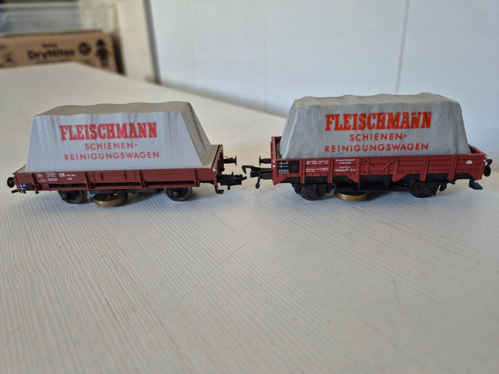2 Fleischmann H0 railpoetswagons 5568/5569, Gebruikt, Gelijkstroom, Fleischmann, Wagon