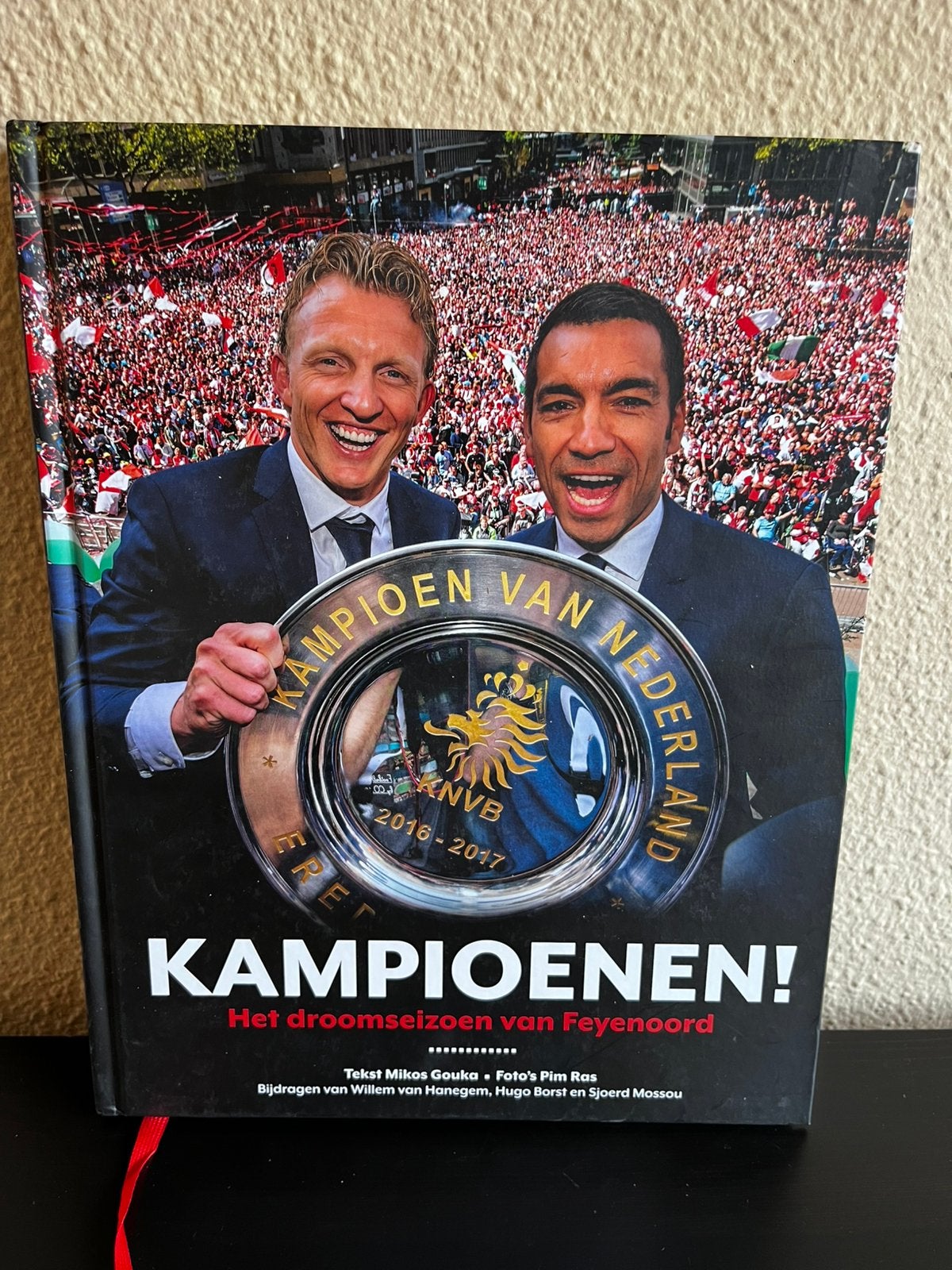 Kampioenen, Het droomseizoen van Feyenoord 2016-2017, Ophalen of Verzenden, Nieuw, Balsport