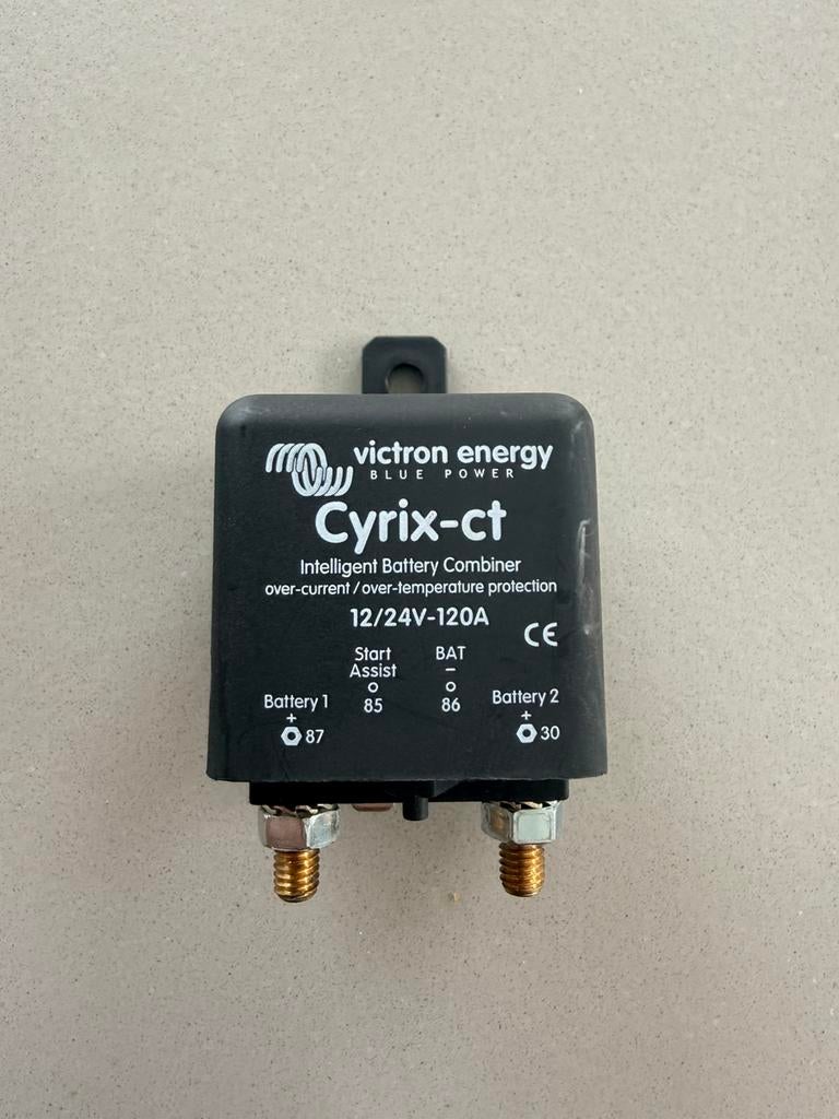Victron Energy Cyrix-ct Accuscheider 12/24V-120A, Caravans en Kamperen, Ophalen of Verzenden, Zo goed als nieuw