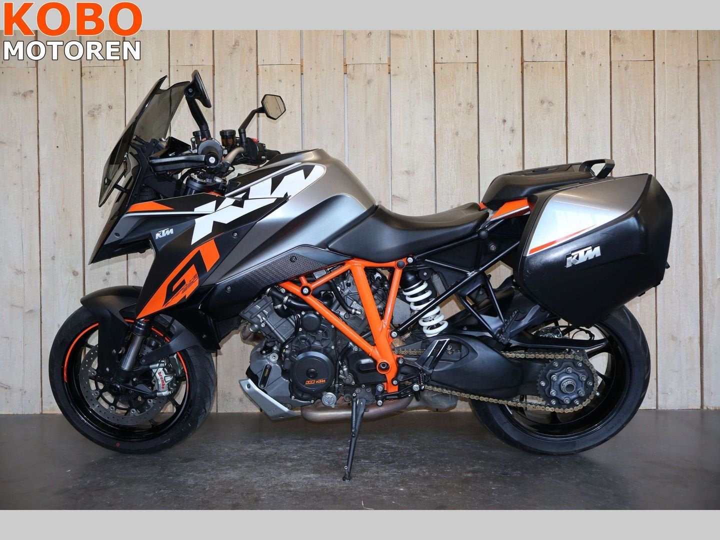 KTM 1290 SUPER DUKE GT (2016), 2 cilinders, KTM, Motorrijbewijs A, Bedrijf