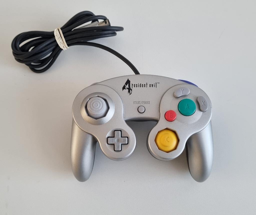 Nintendo Gamecube Resident Evil 4 Controller Zilver, Spelcomputers en Games, Games | Nintendo GameCube, Avontuur en Actie, Gebruikt