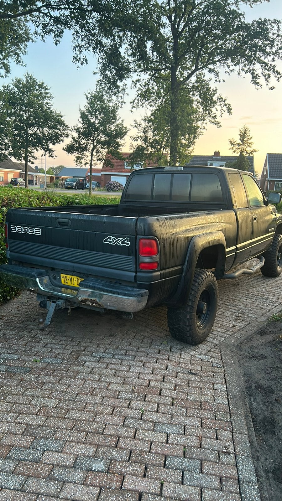 Dodge ram 2500 5.9 magnum LPG/benzine 4x4, Automaat, Zwart, Leder, 253 pk