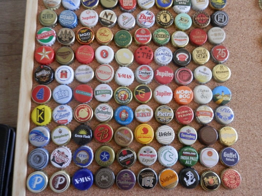 100 kroonkurken bier wereld gebruikt, Ophalen of Verzenden, Gebruikt, Overige typen, Overige merken