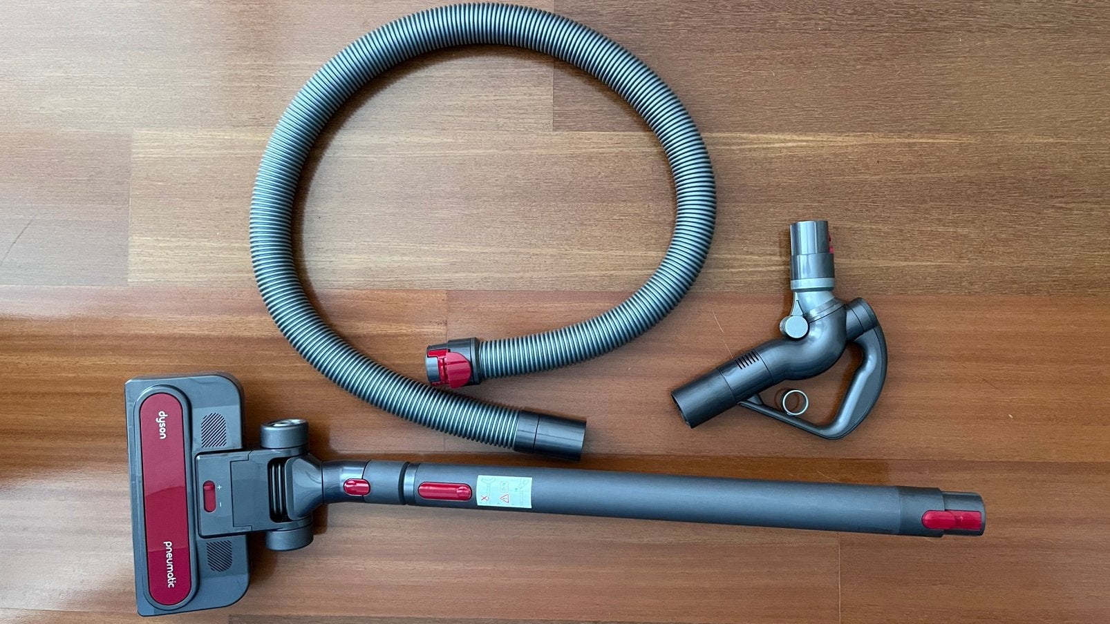Dyson pneumatische vloerzuigmond, slang en handgreep, Ophalen of Verzenden, Zo goed als nieuw