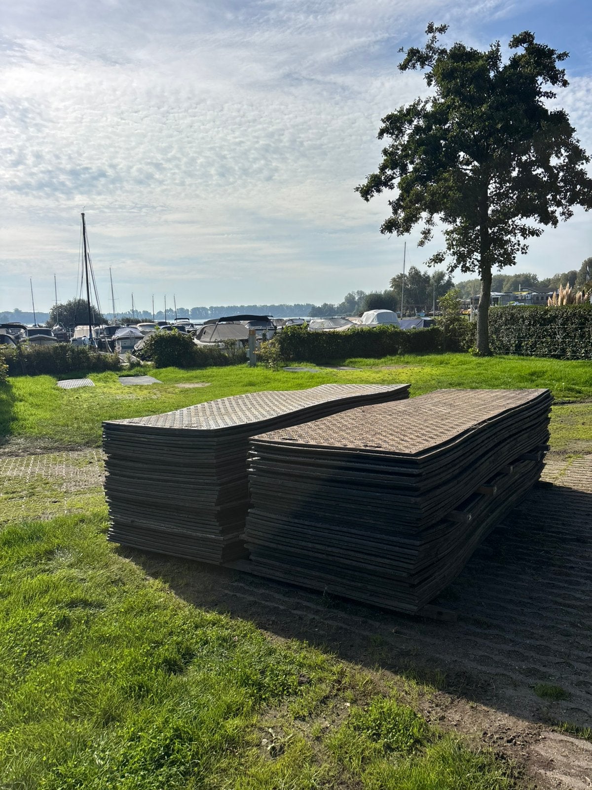 Grote partij (77 stuks) kunststof rijplaten + koppelstukken, Ophalen, Gebruikt, Minder dan 20 mm
