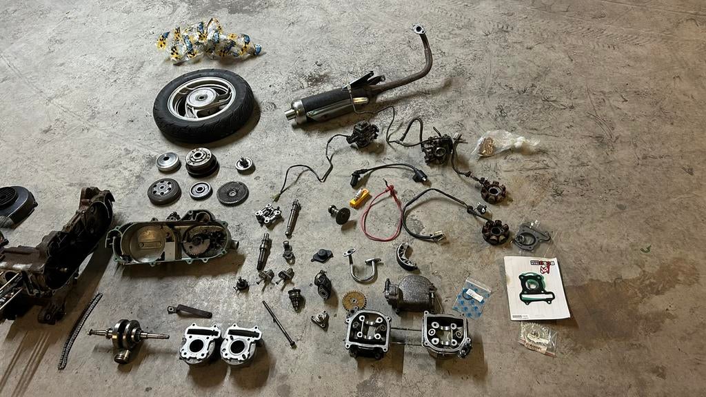 Onderdelen gy6 V-clic 10inch, Fietsen en Brommers, Brommeronderdelen | Scooters, Ophalen of Verzenden, Gebruikt, Overige typen