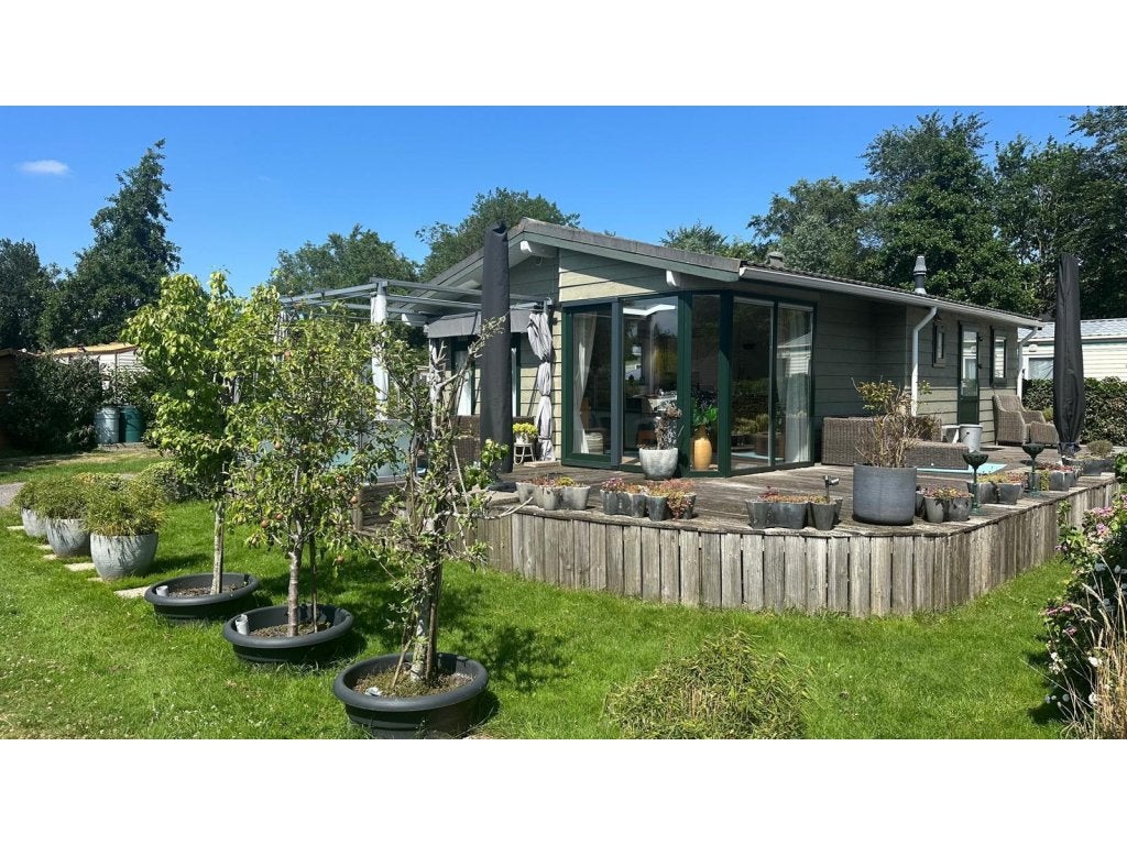 Chalet te koop De Jerden 66 in Sloten, Friesland R#52R, Caravans en Kamperen, Stacaravans, Tot en met 4