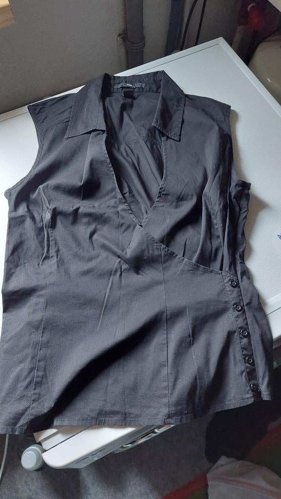 Zwarte overslag blouse, Kinderen en Baby's, Kinderkleding | Maat 164, Ophalen of Verzenden, Zo goed als nieuw, Meisje, Overhemd of Blouse