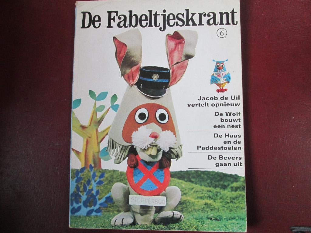De Fabeltjeskrant 6, door Leen Valkenier, Ophalen of Verzenden, Zo goed als nieuw, Fictie algemeen