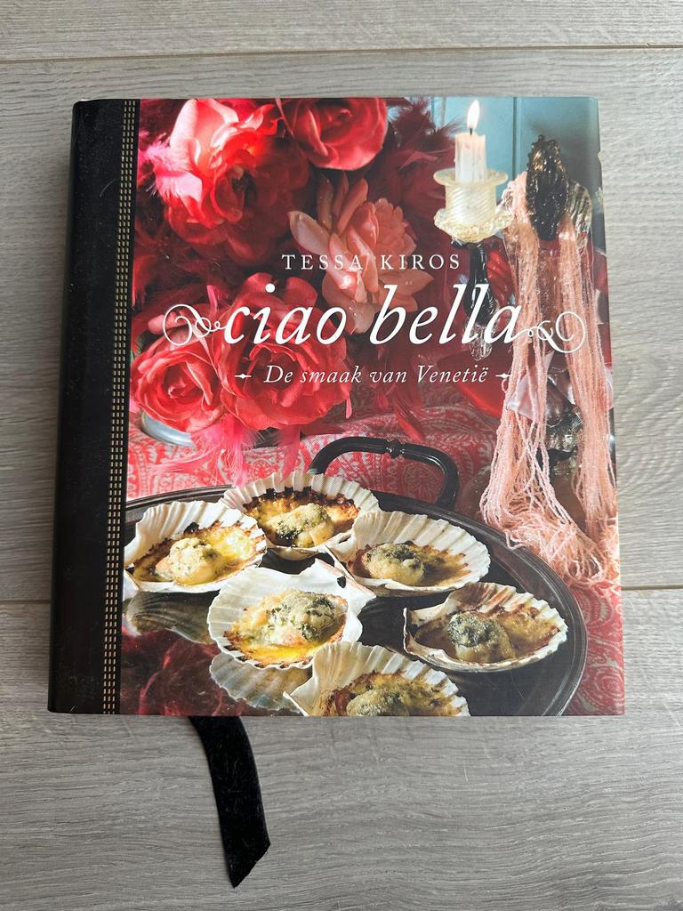 Ciao Bella -de smaak van Venetië- kookboek Tessa Kiros ZGAN, Italië, Hoofdgerechten, Ophalen of Verzenden, Zo goed als nieuw