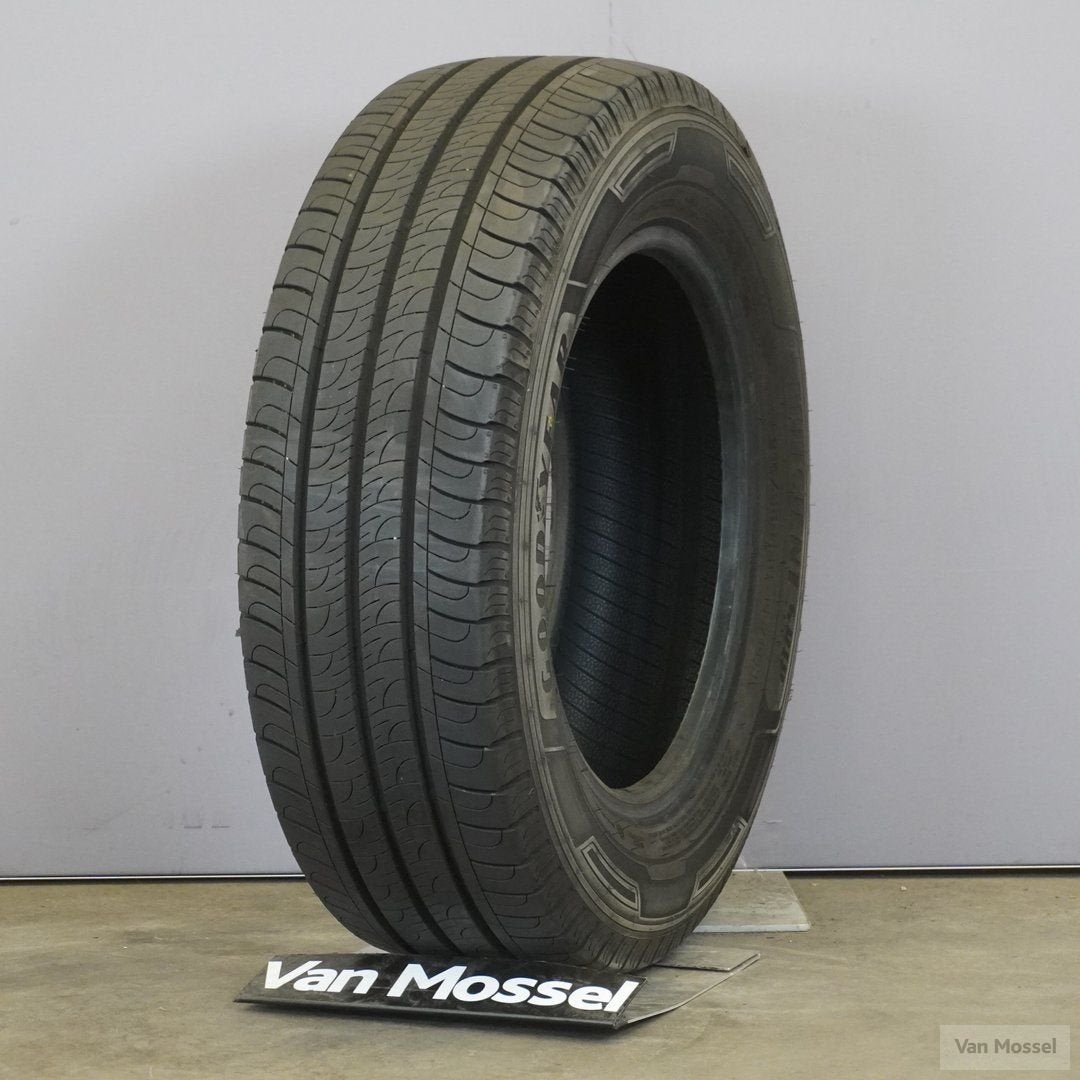 Goodyear Efficient Grip Cargo 215/65/R16 C, -, Ophalen of Verzenden, Band(en), -