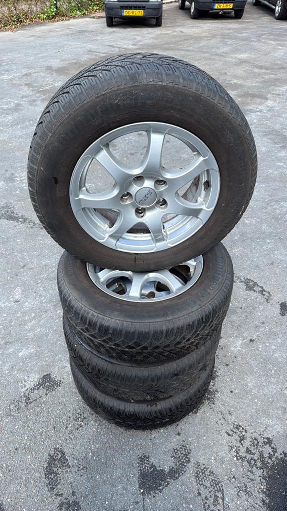 15 inch 205/65/15.   5x112, Ophalen