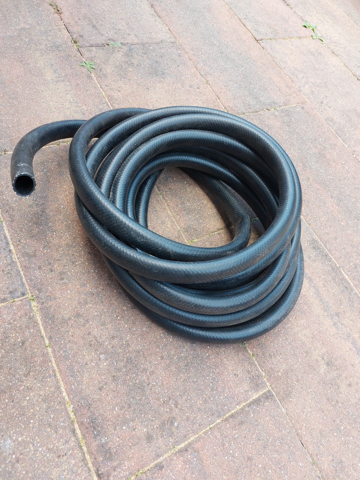 Rubberen slang, 10m lang en diameter 3cm, Ophalen of Verzenden, Gebruikt, Overige typen