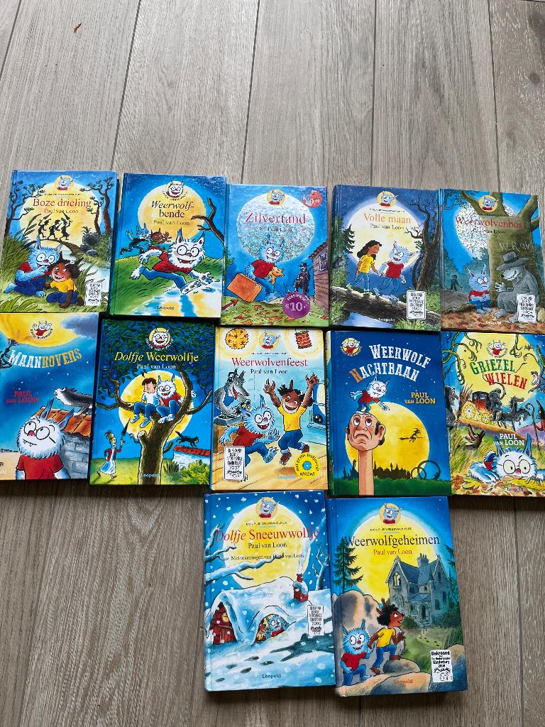 Paul van loon - dolfje weerwolfje, Boeken, Ophalen of Verzenden, Zo goed als nieuw, Paul van Loon, Fictie algemeen