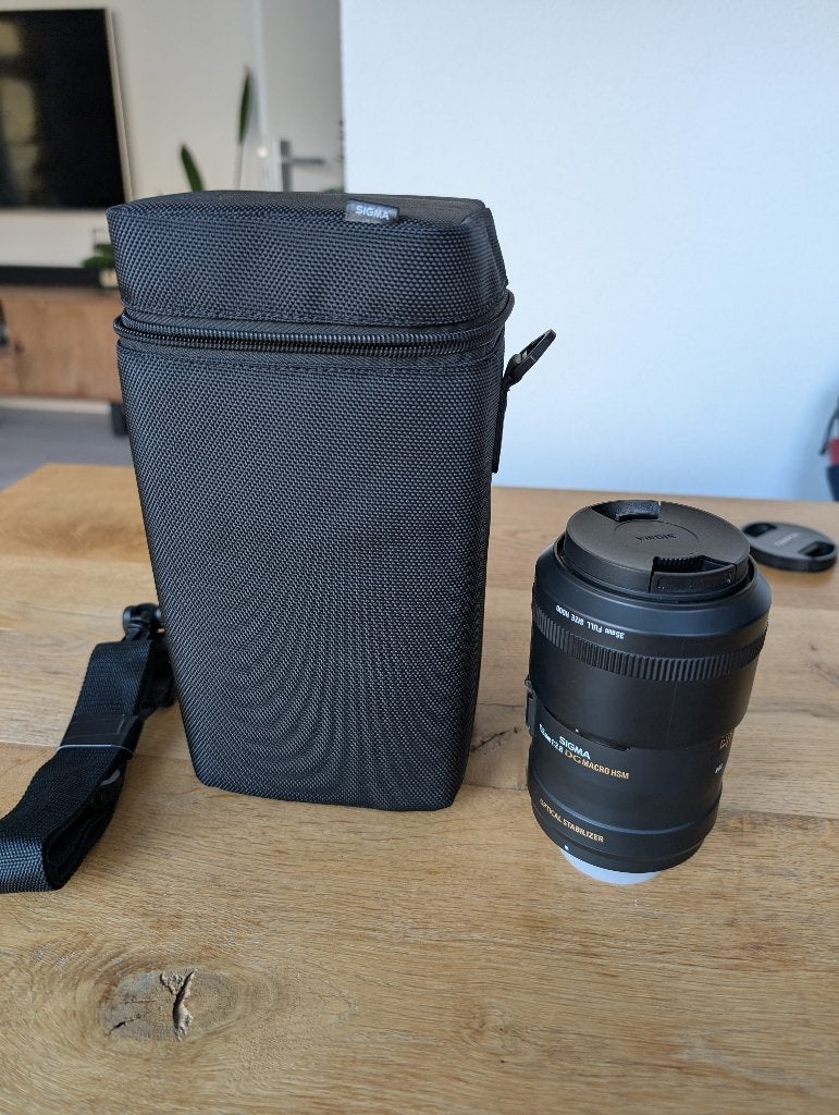 Sigma 105mm 1:2.8 DG Macro HSM lens voor Nikon (F-mount), Ophalen of Verzenden, Zo goed als nieuw, Macrolens