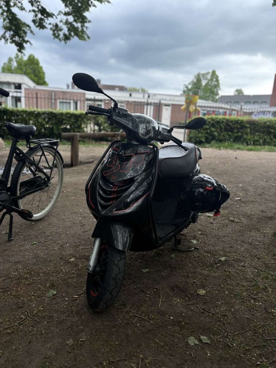 Piaggio Zip 50 4T 3V i-get 2020 | 14.500 km | Nette staat, Maximaal 45 km/u, Zip, Ophalen of Verzenden, Zo goed als nieuw