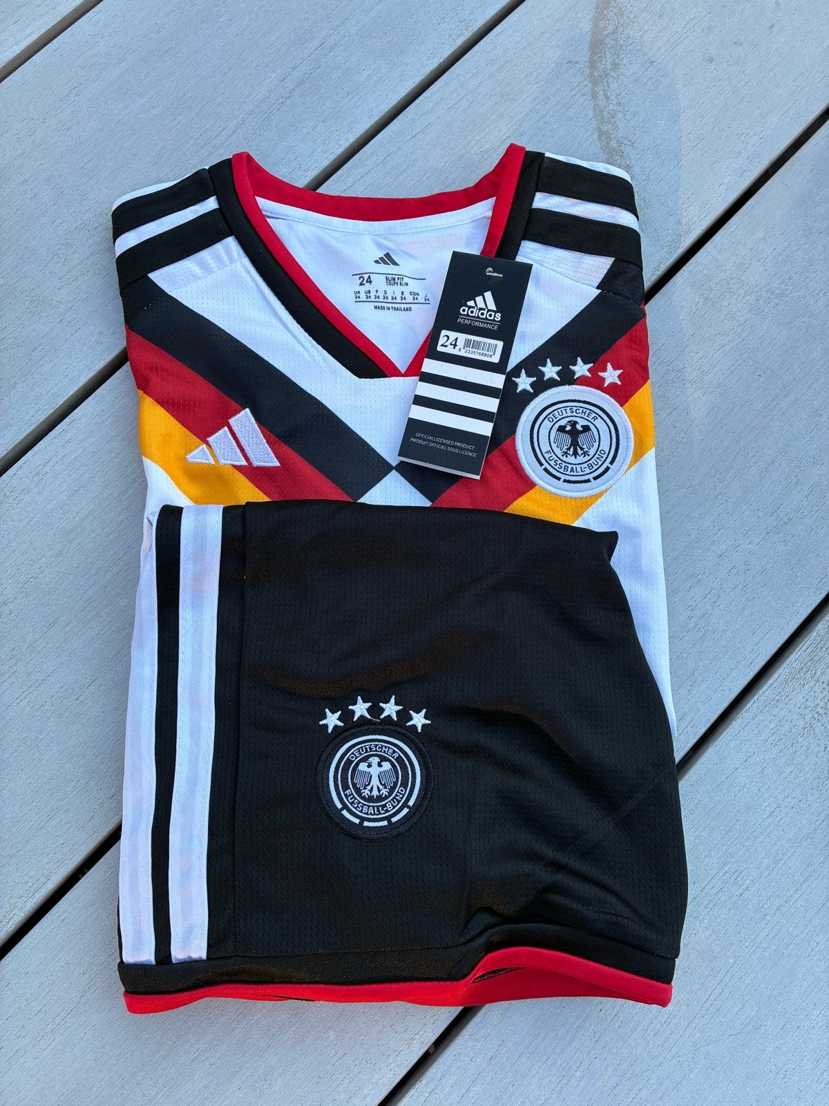 Adidas Duitsland voetbaltenue - shirt en broekje, Meerkleurig, Overige maten, Ophalen of Verzenden, Zo goed als nieuw