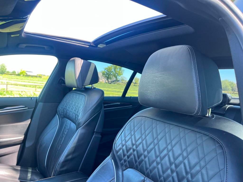 BMW 5-serie 520i High Executive, head-up, 360 camera schuifd, Achterwielaandrijving, Gebruikt, Euro 6, 4 cilinders