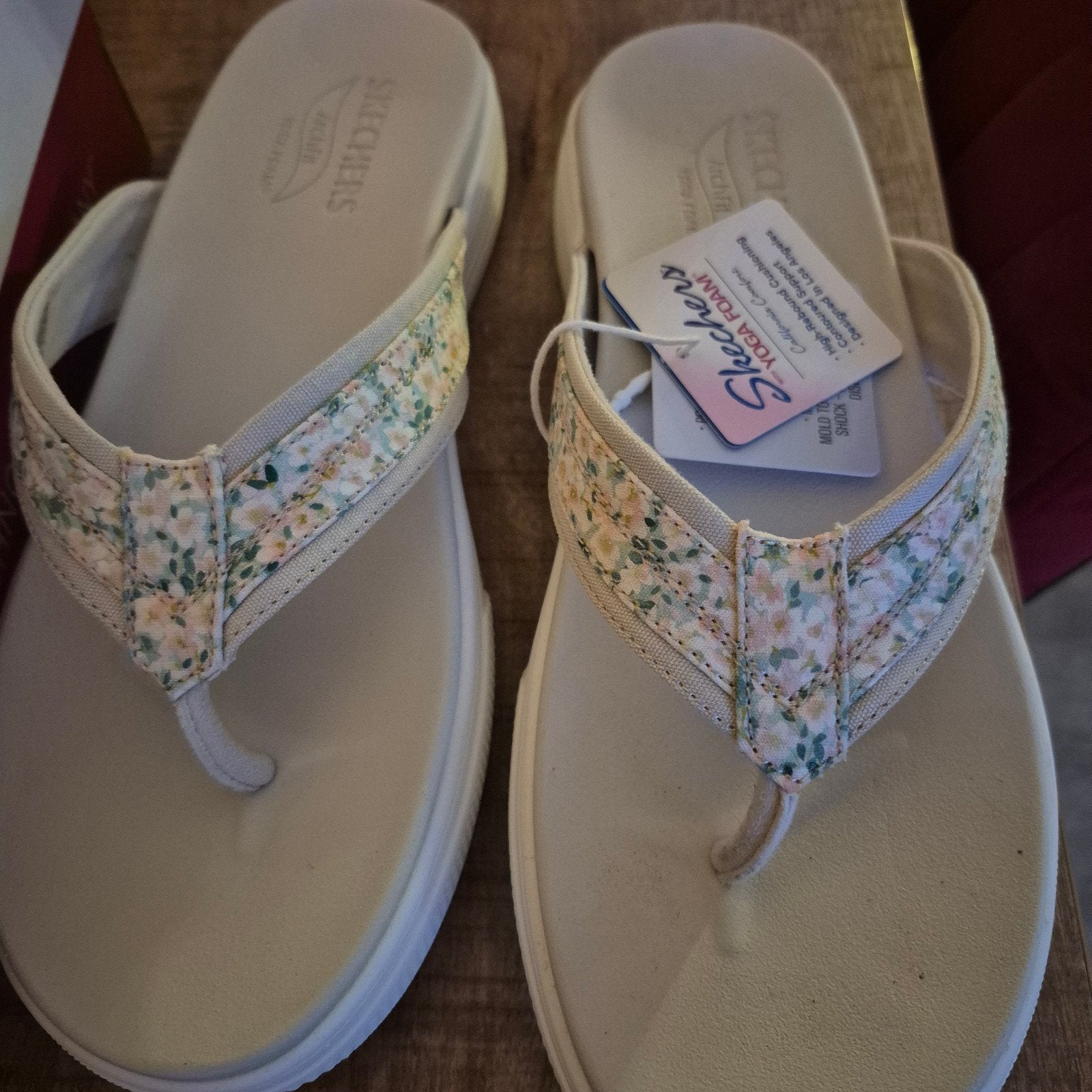 te koop, Skechers, Wit, Nieuw, Ophalen
