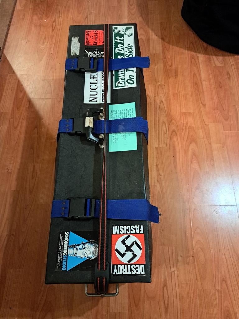 Drum koffer hardcase vintage met karakter, Ophalen, Gebruikt, Drums of Percussie